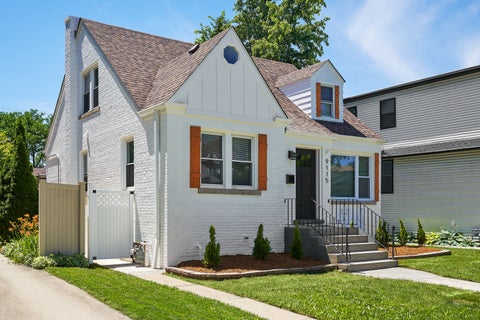 Tiny photo for 9115 Sherman Avenue, Brookfield, IL 60513 (MLS # 12687066)