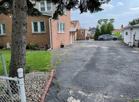 Tiny photo for 224 Spruce Avenue, Bensenville, IL 60106 (MLS # 12553584)