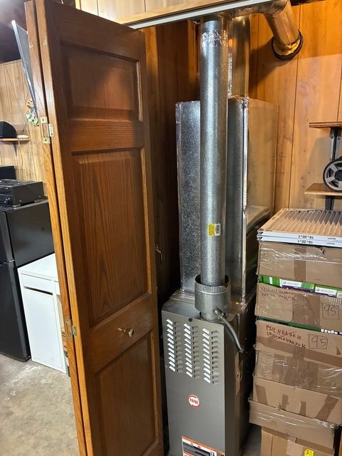 Tiny photo for 224 Spruce Avenue, Bensenville, IL 60106 (MLS # 12553584)