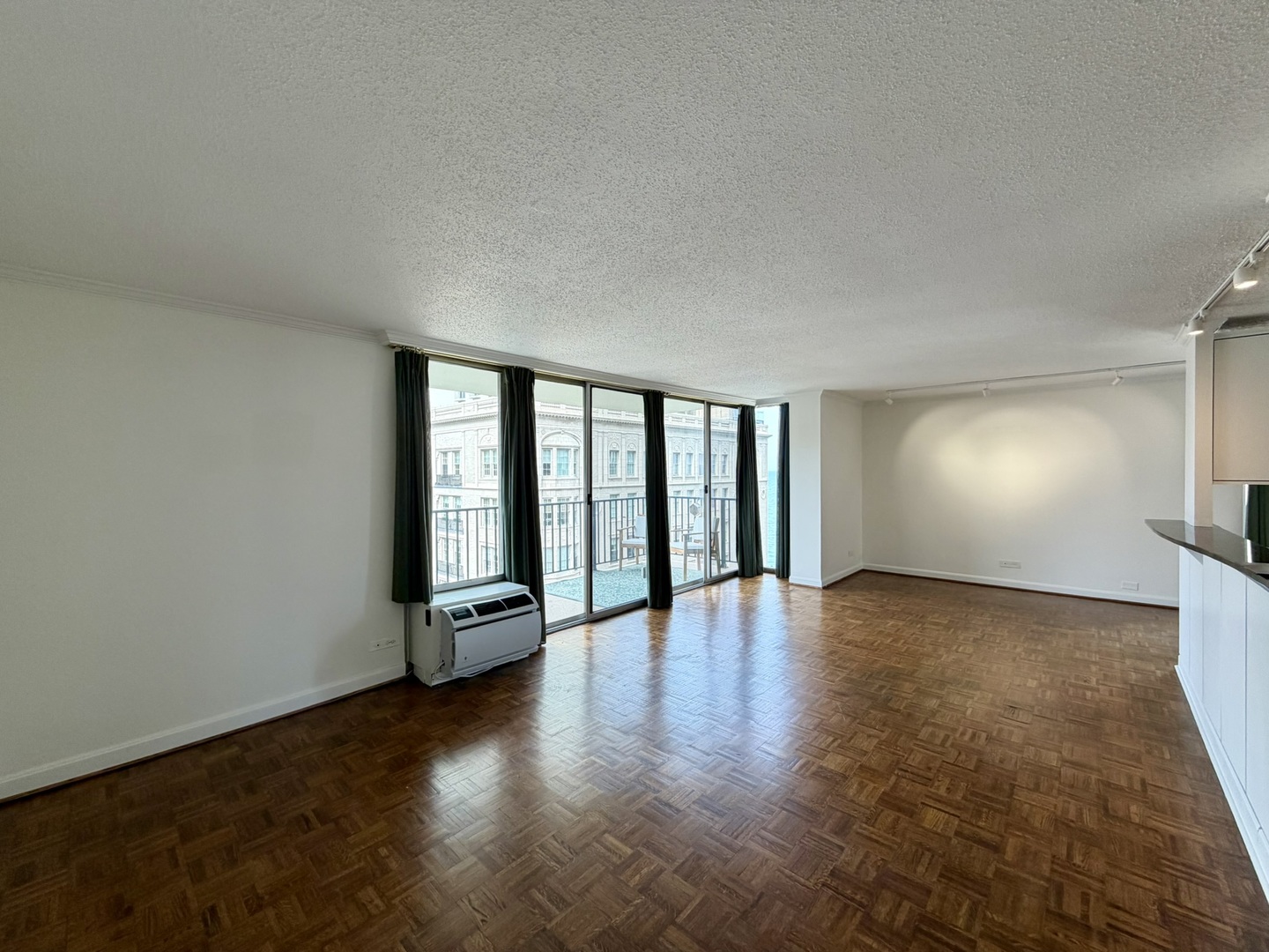 71 E Division Street 1601
