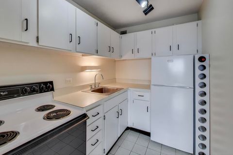 Tiny photo for 2728 N Hampden Court #1310, Chicago, IL 60614 (MLS # 12524526)