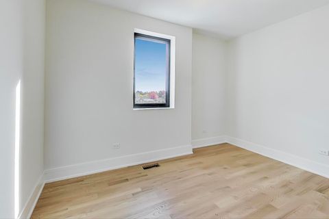 Tiny photo for 2307 W Foster Avenue #1, Chicago, IL 60625 (MLS # 12506977)