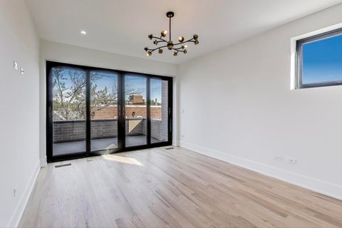 Tiny photo for 2307 W Foster Avenue #1, Chicago, IL 60625 (MLS # 12506977)