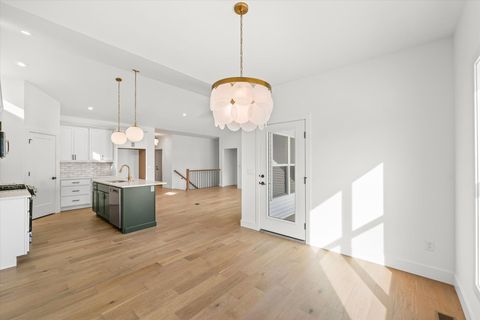 Tiny photo for 3904 Bay Circle, Champaign, IL 61822 (MLS # 12559582)