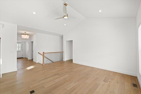 Tiny photo for 3904 Bay Circle, Champaign, IL 61822 (MLS # 12559582)