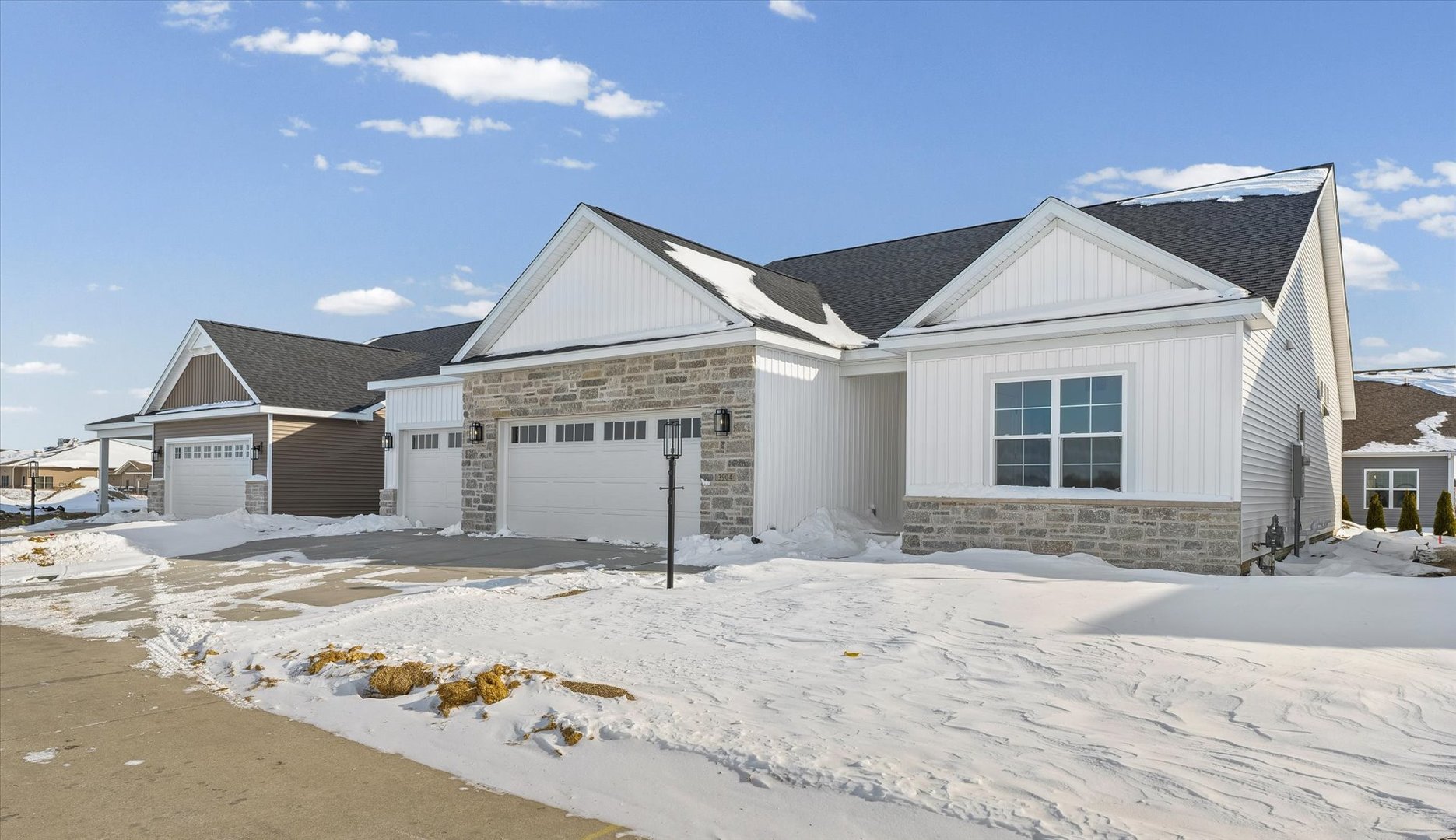 3904 Bay Circle
