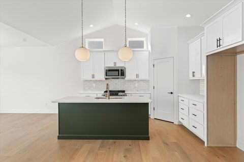 Tiny photo for 3904 Bay Circle, Champaign, IL 61822 (MLS # 12559582)