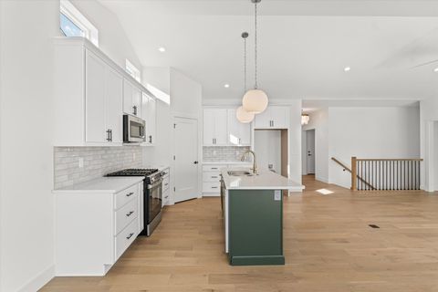 Tiny photo for 3904 Bay Circle, Champaign, IL 61822 (MLS # 12559582)