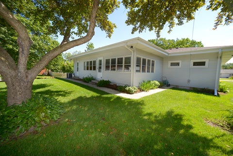 Tiny photo for 915 Adams Street, Ottawa, IL 61350 (MLS # 12681437)