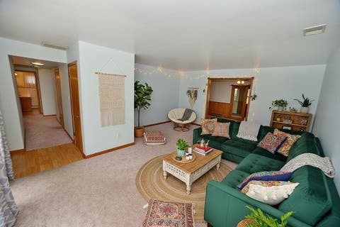 Tiny photo for 915 Adams Street, Ottawa, IL 61350 (MLS # 12681437)