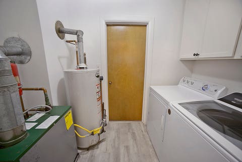 Tiny photo for 915 Adams Street, Ottawa, IL 61350 (MLS # 12681437)