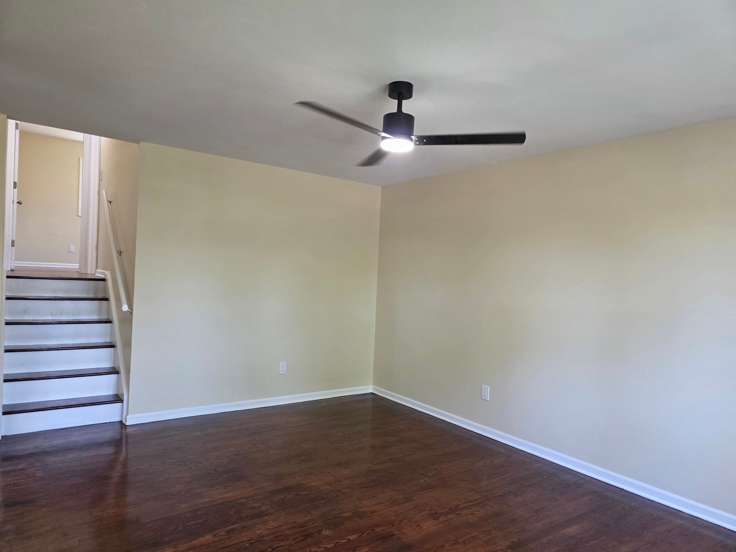 217 S CHANNEL Drive