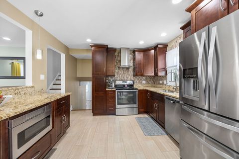 Tiny photo for 8518 Forest Drive, Hickory Hills, IL 60457 (MLS # 12605485)