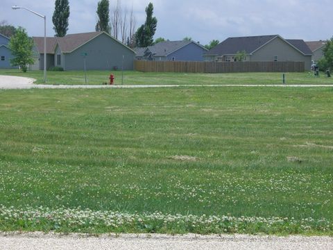641/643 EFFIE Drive Earlville IL 60518