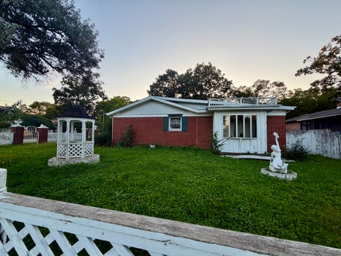 Tiny photo for 2802 18th Place, North Chicago, IL 60064 (MLS # 12757889)