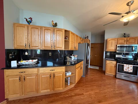Tiny photo for 8 Fairfax Court, Bolingbrook, IL 60490 (MLS # 12690398)