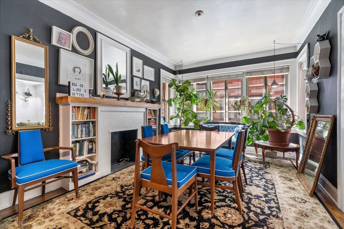 2018 SHERMAN Avenue 1W