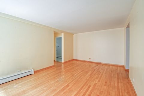 Tiny photo for 2336 N Commonwealth Avenue #107, Chicago, IL 60614 (MLS # 12460324)