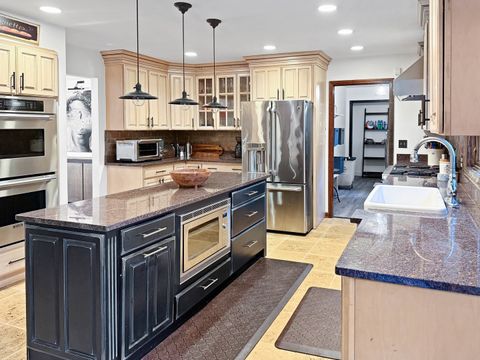 Tiny photo for 507 E Bauer Road, Naperville, IL 60563 (MLS # 12444103)