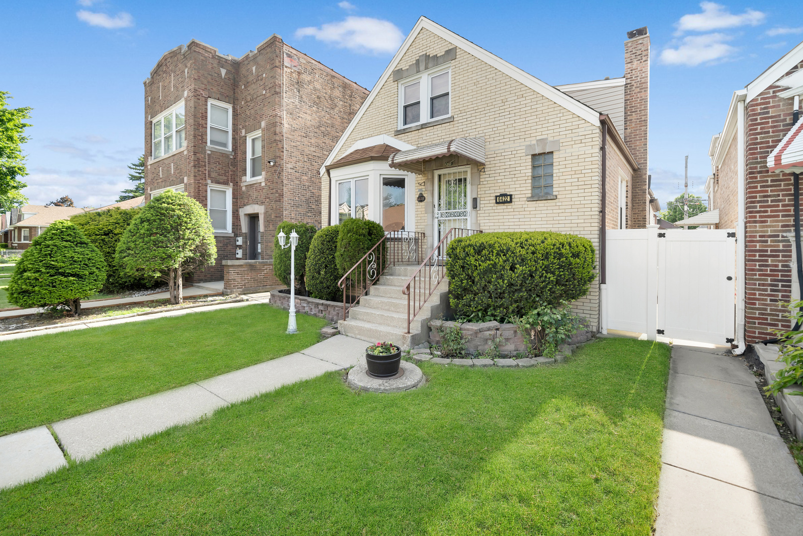 6422 S Komensky Avenue
