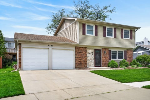 Tiny photo for 4340 Rock Cove Drive, Hoffman Estates, IL 60192 (MLS # 12672720)