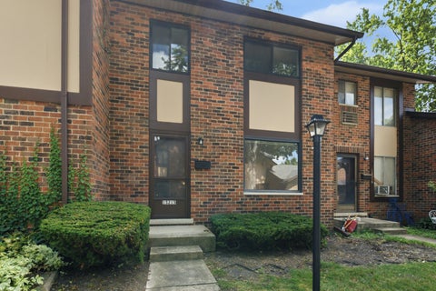 Photo of 1S215 Holyoke Lane, Villa Park, IL 60181 (MLS # 12718364)