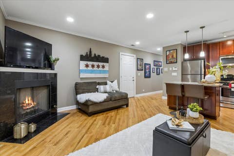 Tiny photo for 1148 W Roscoe Street #1E, Chicago, IL 60657 (MLS # 12728286)