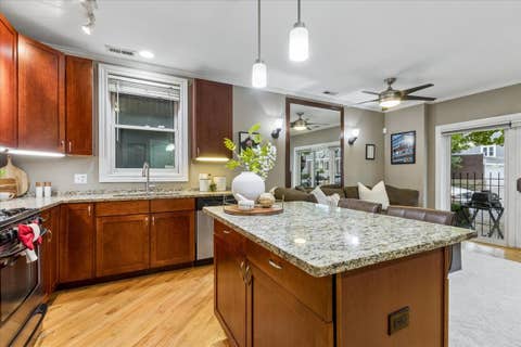 Tiny photo for 1148 W Roscoe Street #1E, Chicago, IL 60657 (MLS # 12728286)