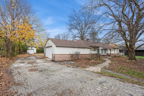 A home in West Chicago