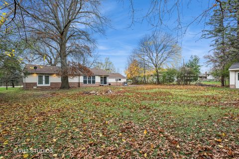 A home in West Chicago