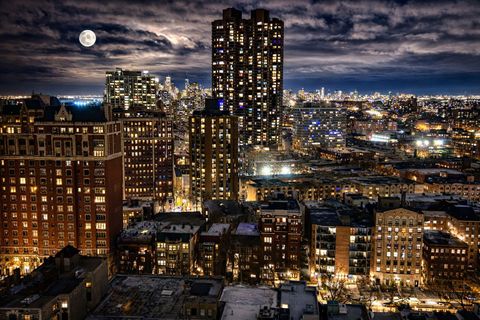 Tiny photo for 655 W IRVING PARK Road #2301, Chicago, IL 60613 (MLS # 12624109)