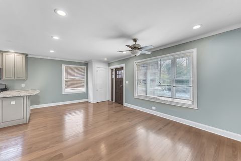 Tiny photo for 8614 Lakeview Avenue, Crystal Lake, IL 60014 (MLS # 12504196)