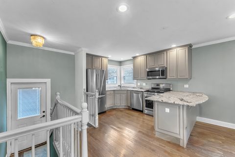 Tiny photo for 8614 Lakeview Avenue, Crystal Lake, IL 60014 (MLS # 12504196)