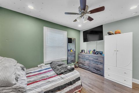 Tiny photo for 8614 Lakeview Avenue, Crystal Lake, IL 60014 (MLS # 12504196)