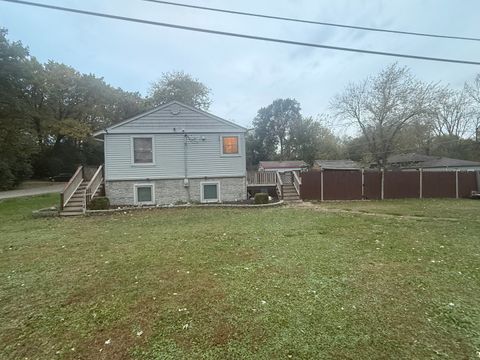 Tiny photo for 8614 Lakeview Avenue, Crystal Lake, IL 60014 (MLS # 12504196)