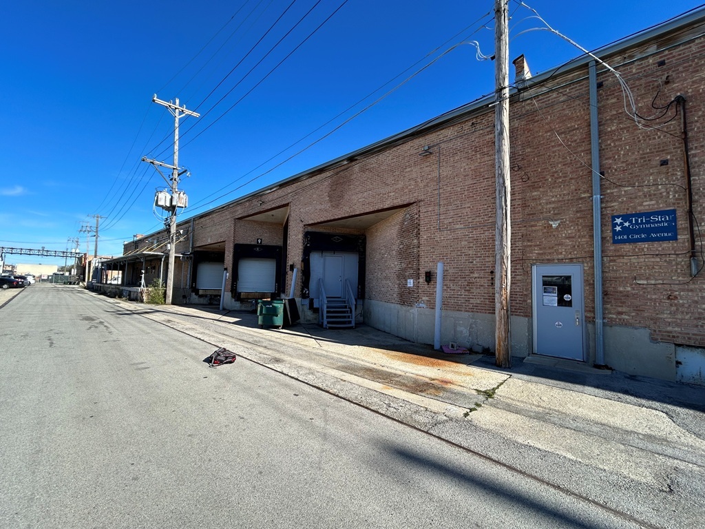1401 S Circle Avenue