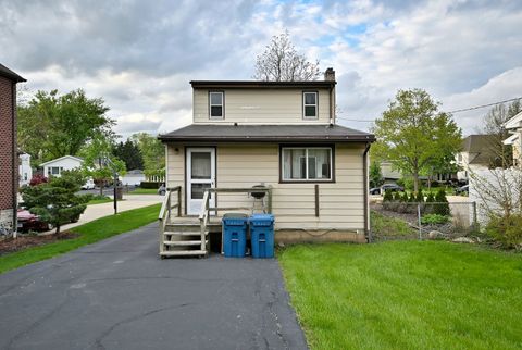 Tiny photo for 586 W Armitage Avenue, Elmhurst, IL 60126 (MLS # 12635322)