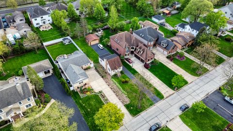 Tiny photo for 586 W Armitage Avenue, Elmhurst, IL 60126 (MLS # 12635322)