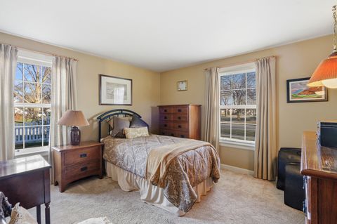 Tiny photo for 1010 W Elm Street, Arlington Heights, IL 60004 (MLS # 12598432)