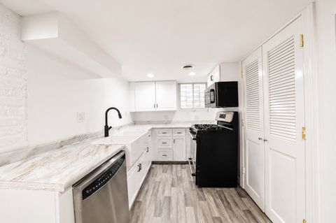 Tiny photo for 2642 N California Avenue, Chicago, IL 60647 (MLS # 12648130)