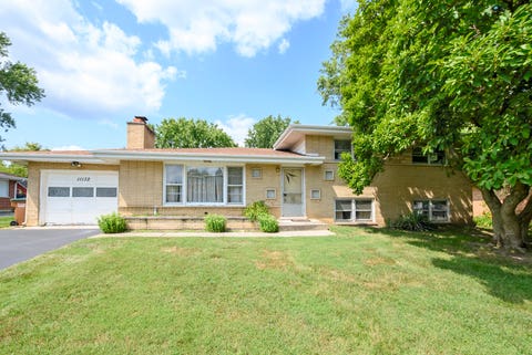Photo of 11132 84th Place, Willow Springs, IL 60480 (MLS # 12708314)