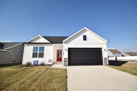 Photo of Lot E15 W Sandawood Avenue, Cortland, IL 60112 (MLS # 12741778)