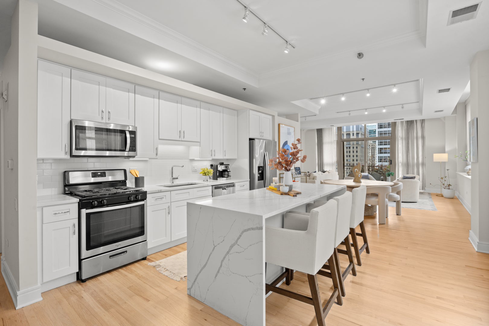 212 W WASHINGTON Street 1705