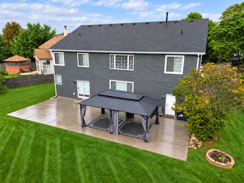 Tiny photo for 408 Pinehurst Court, Gurnee, IL 60031 (MLS # 12768974)