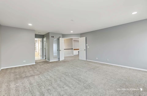 Tiny photo for 408 Pinehurst Court, Gurnee, IL 60031 (MLS # 12768974)
