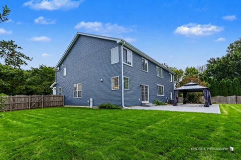 Tiny photo for 408 Pinehurst Court, Gurnee, IL 60031 (MLS # 12768974)
