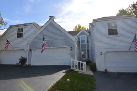Photo of 277 Oak Bluff Court #24-4, Wauconda, IL 60084 (MLS # 12760670)