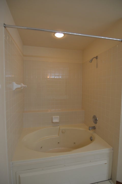 Tiny photo for 277 Oak Bluff Court #24-4, Wauconda, IL 60084 (MLS # 12760670)