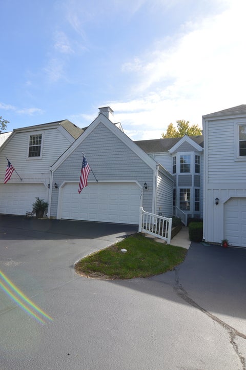 Tiny photo for 277 Oak Bluff Court #24-4, Wauconda, IL 60084 (MLS # 12760670)