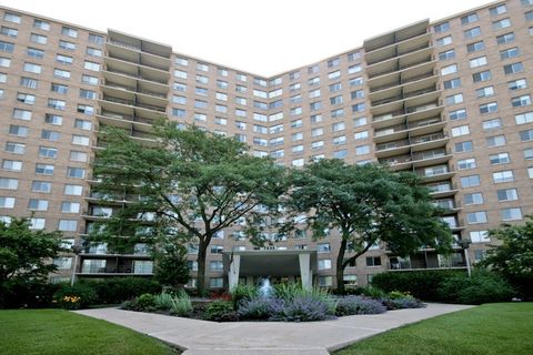Photo of Chicago, IL 60645 (MLS # 12554450)